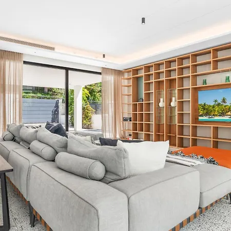 Golden Mile Garden Ref #115 Μαρμπέλλα